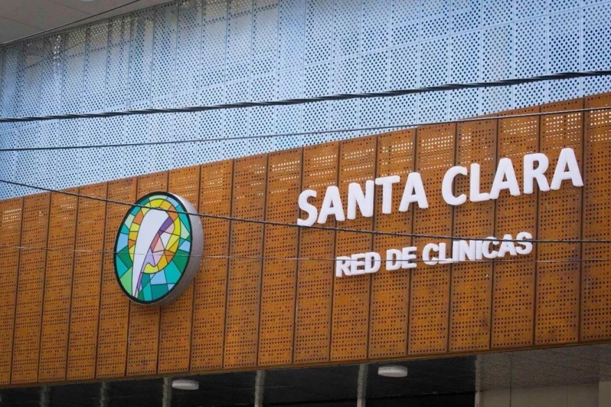 Santa Clara sugiere que el reclamo de los cirujanos "es por plata"