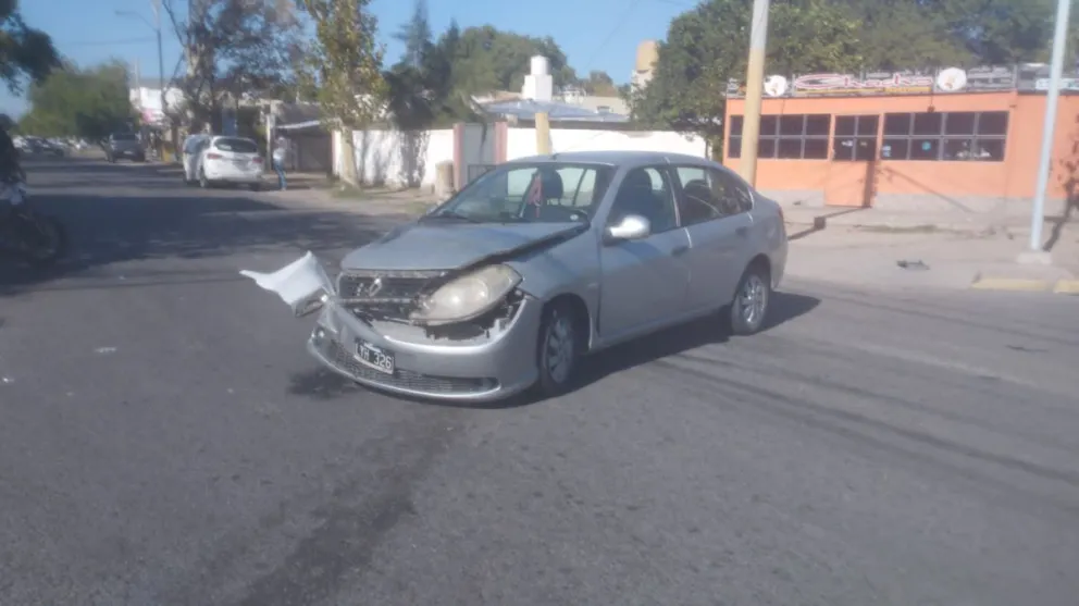 Dos mujeres fueron hospitalizadas tras chocar en Concepción