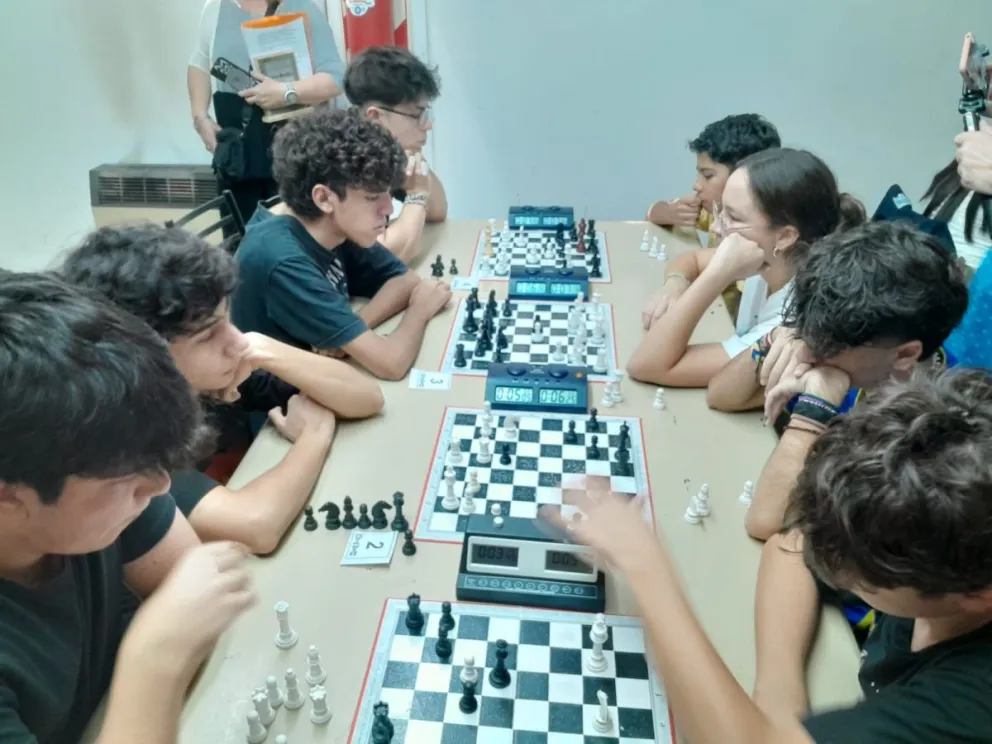 El Primer Encuentro Provincial de Ajedrez reunió 9 instituciones y chicos desde los 5 años 