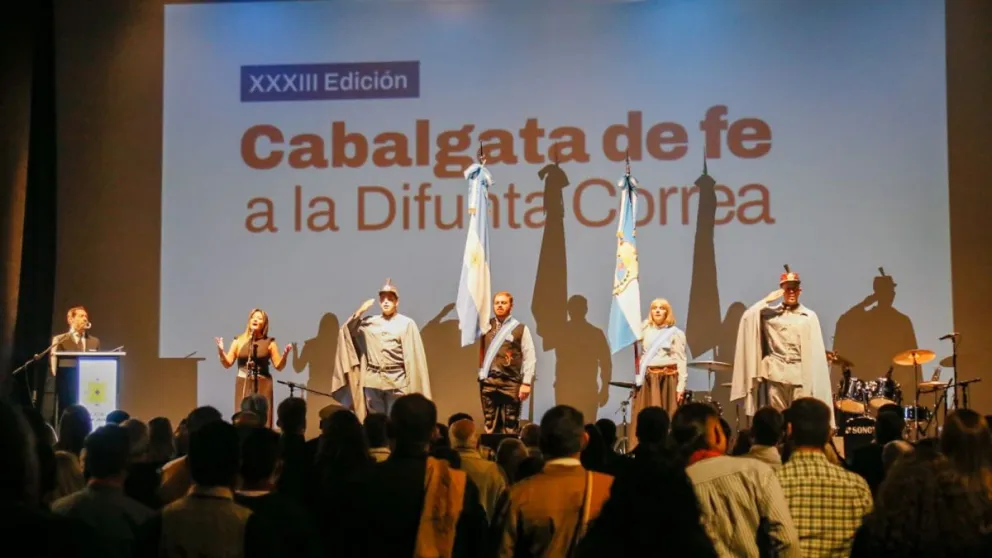La “Noche de Gala” de la Cabalgata de la Fe reunió unas 300 personas 
