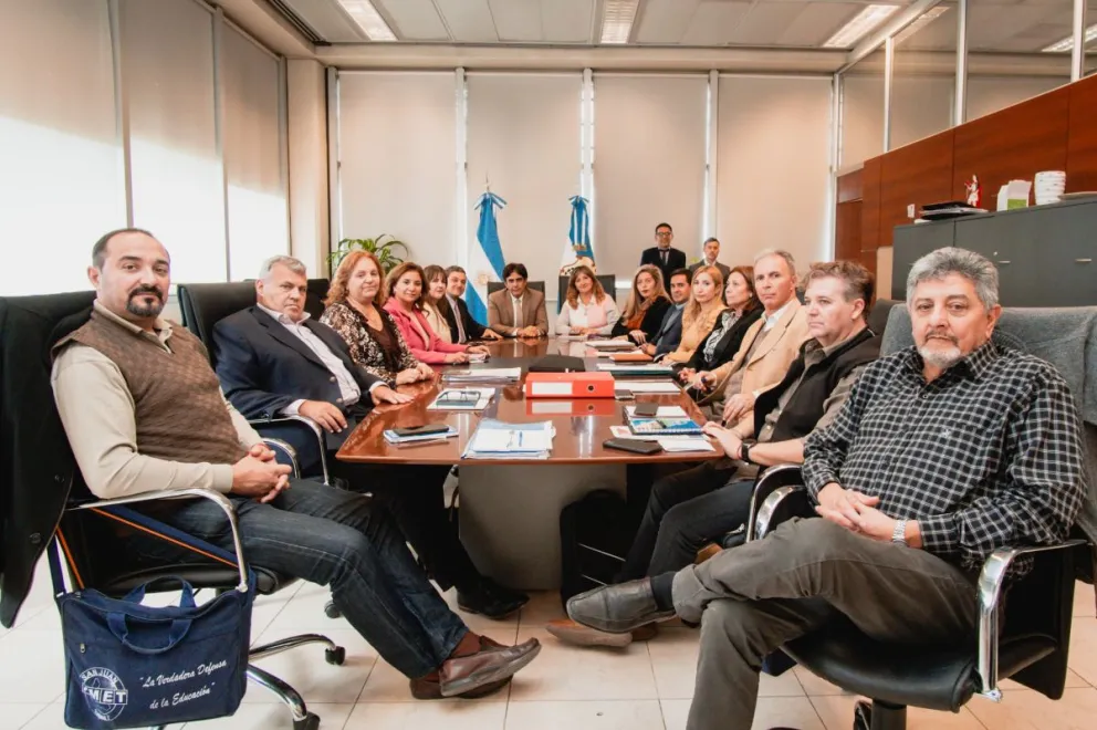 Con UDAP a la cabeza, los docentes anunciaron paro tras la última oferta oficial y sólo falta que definan la fecha