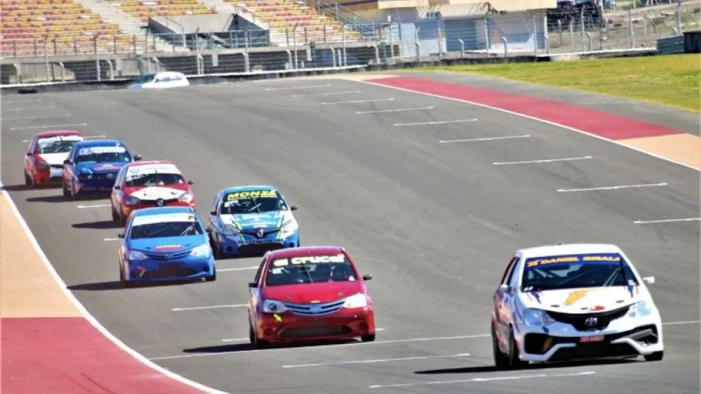 Con casi 100 autos, el Villicum se prepara para recibir la tercera fecha del Zonal Cuyano