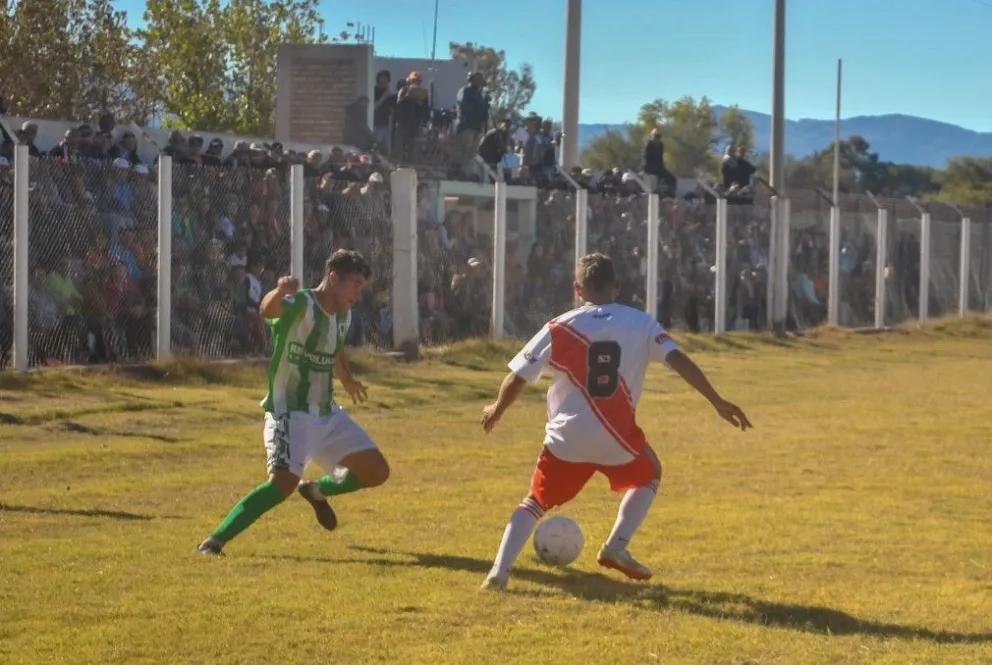 La eliminación de Villa Etelvina, derivó en un escándalo con la Policia de Jáchal