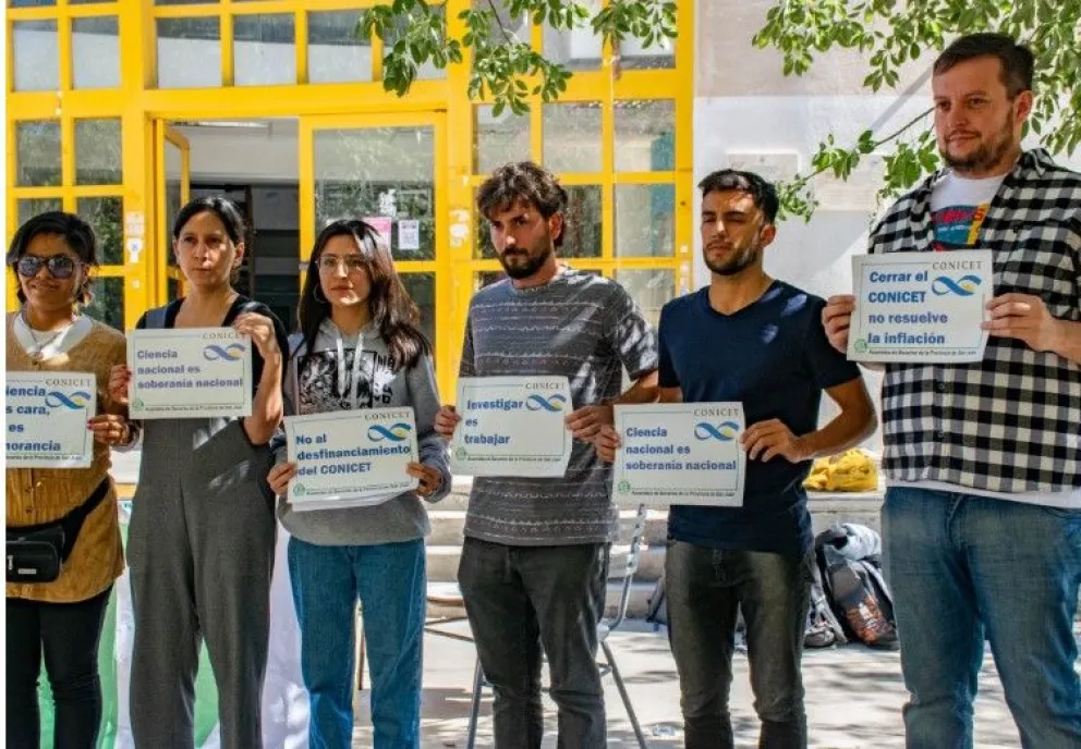 "Viva la ciencia carajo", la premisa de los becarios del CONICET en San Juan que hicieron su jornada de visibilización
