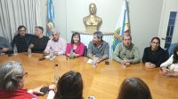 Acuerdo entre uñaquistas y giojistas para llamar a elecciones del Justicialismo en agosto