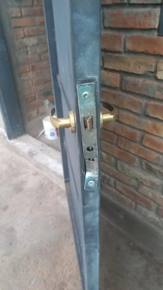 Vecinos denuncian ola de robos en el loteo donde malvivientes le gatillaron en la cabeza a un padre y su hija
