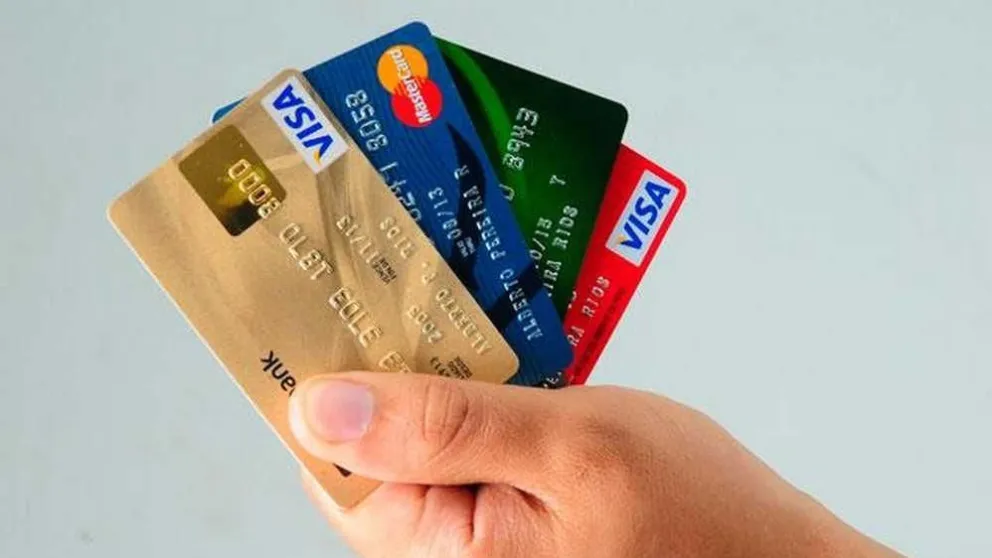 El Gobierno avanza en la modificación de la Ley de Tarjetas de Crédito para desregular sus normas 