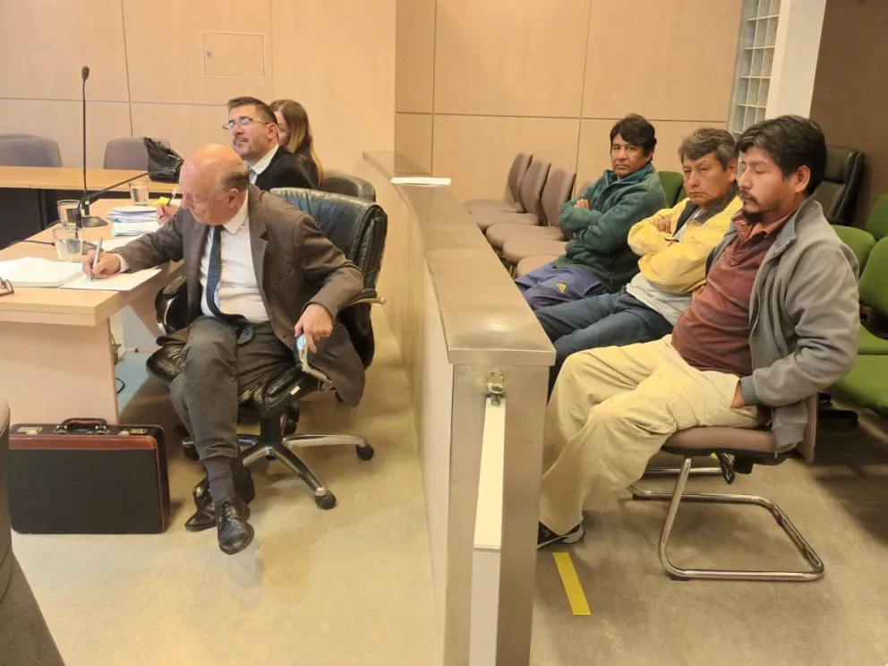 Tras los alegatos en un juicio de trata laboral, un abogado salpicó a un exgobernador