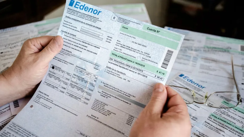 El gobierno nacional decidió postergar los aumentos previstos para mayo de luz y gas