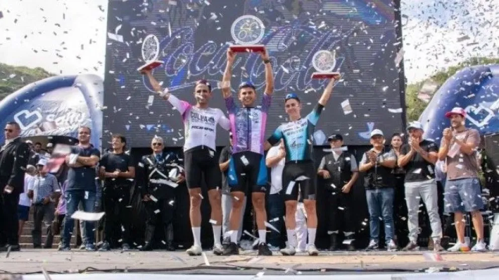 Se corrió la clásica 1 de Mayo, y el sanjuanino Velárdez conquistó Salta 