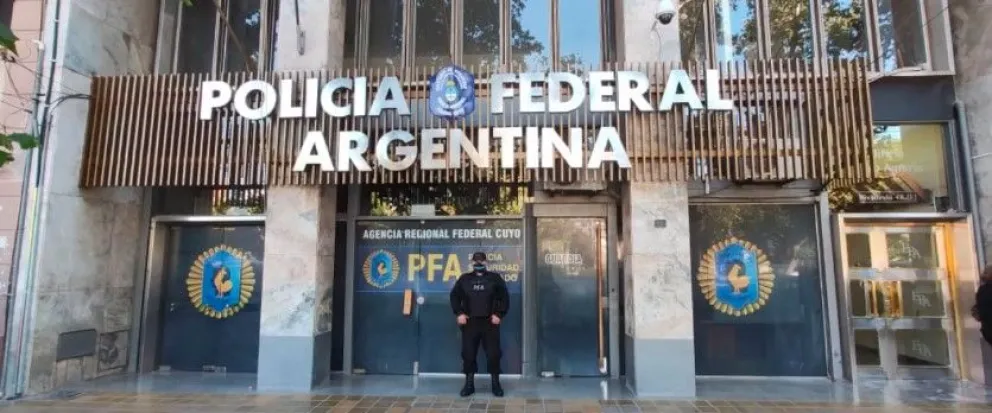 El abogado defensor de los federales detenidos, pone el foco en el accionar del camionero que transportaba los millones de pesos