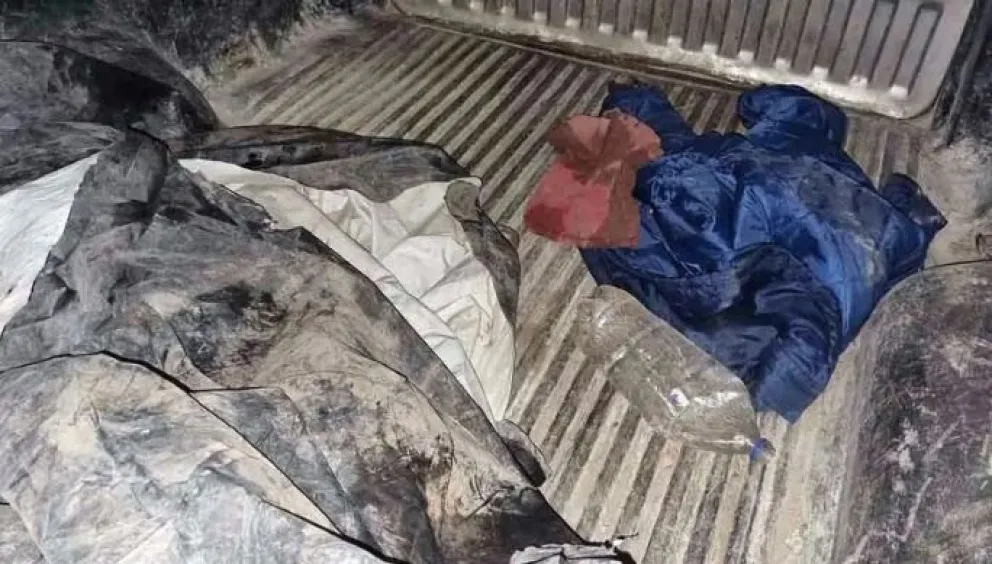 Cuatro hombres murieron mientras robaban cables y un cómplice tiró los cuerpos en la puerta de un hospital