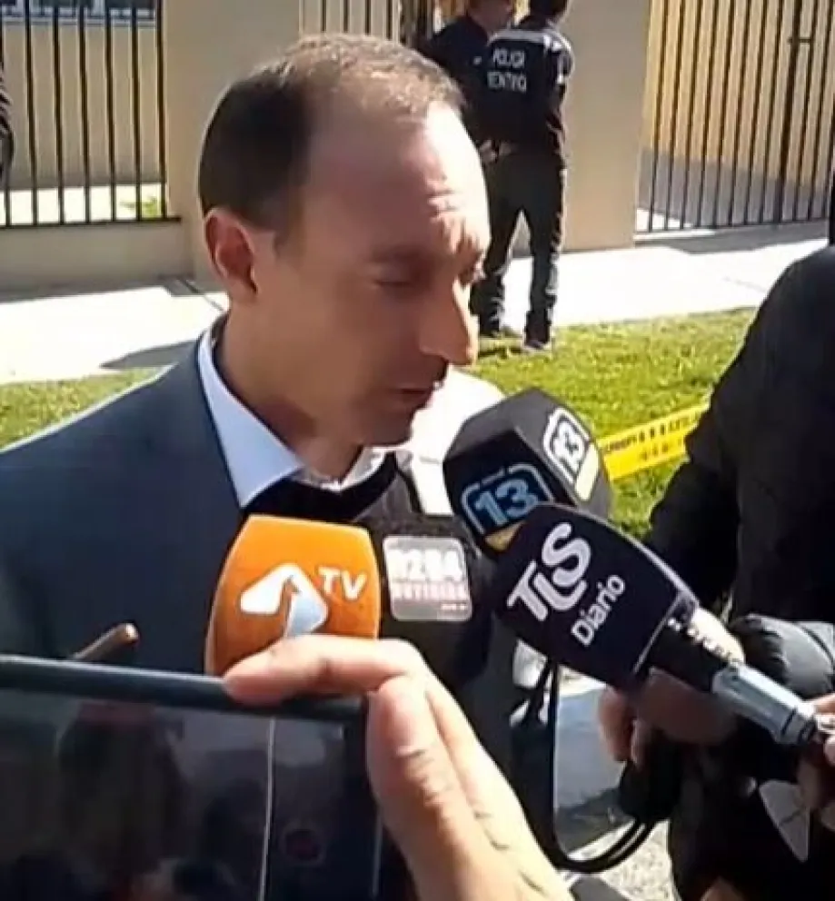 "Tiene 15 años, está consternado y no descartamos que tenga una patología mental", dijo el fiscal Grassi sobre el asesino