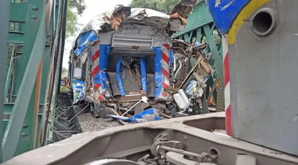 Tras el choque de trenes en Buenos Aires, decretaron la emergencia ferroviaria 
