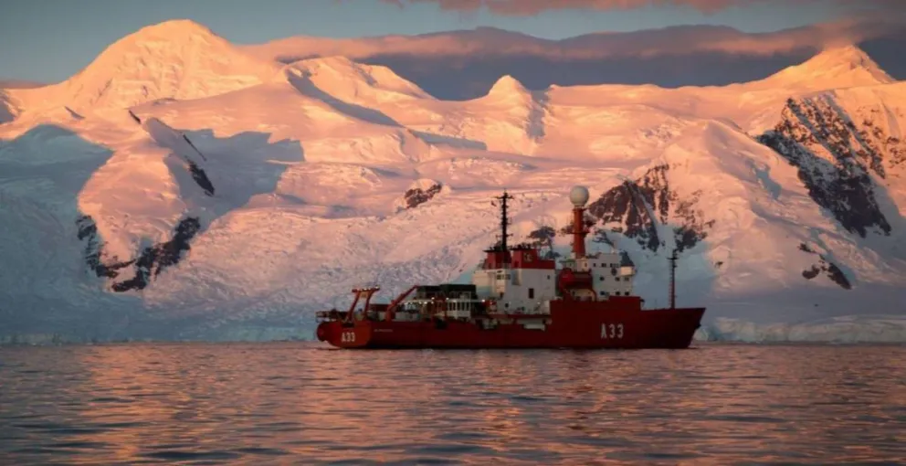 Aseguran que Rusia descubrió una mega reserva de petróleo en una zona de la Antártida que reclama la Argentina