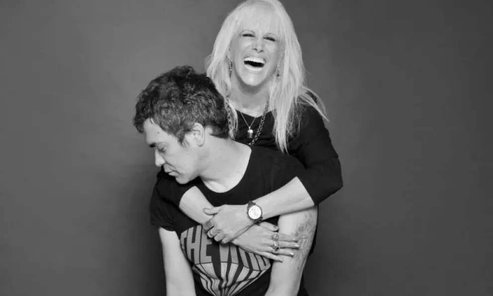 Valeria Lynch y Mariano Martínez de Attaque 77 se unen para dar un recital único 