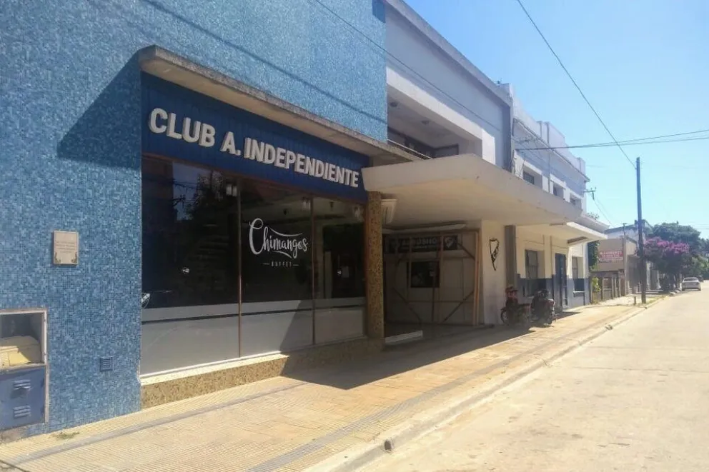 Un jugador de 14 años murió tras descompensarse en plena práctica 