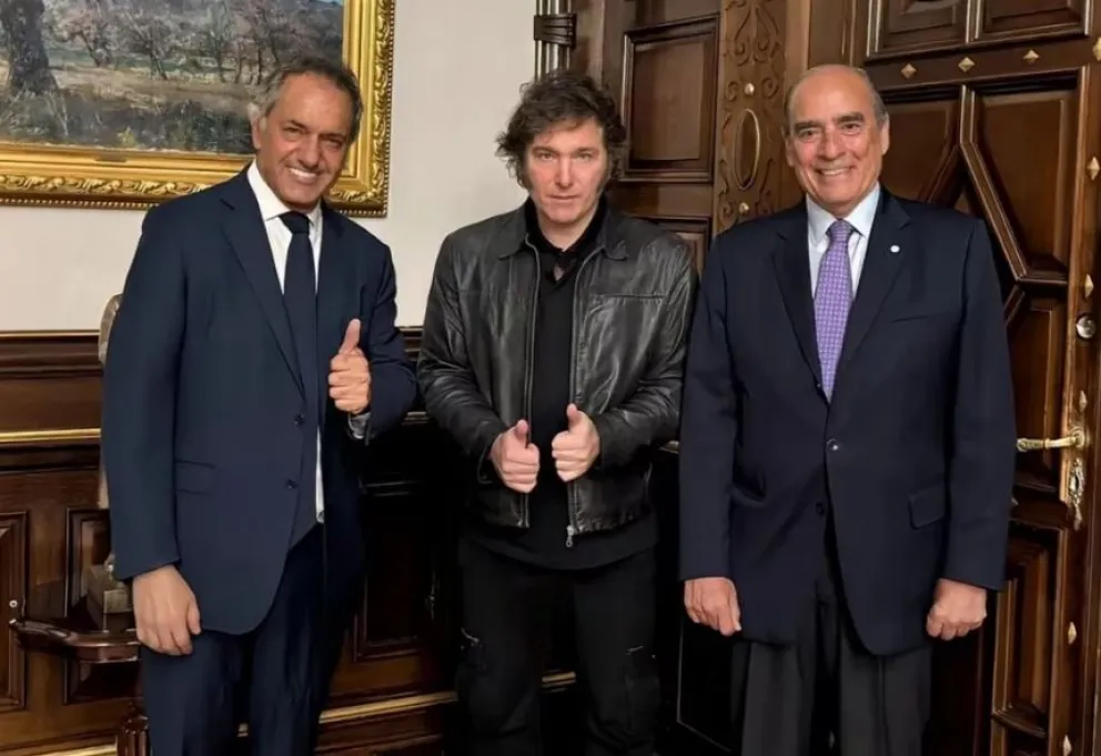 Scioli: "Si esto sigue así, a Milei le van a tener que dar el Premio Nobel de economía"