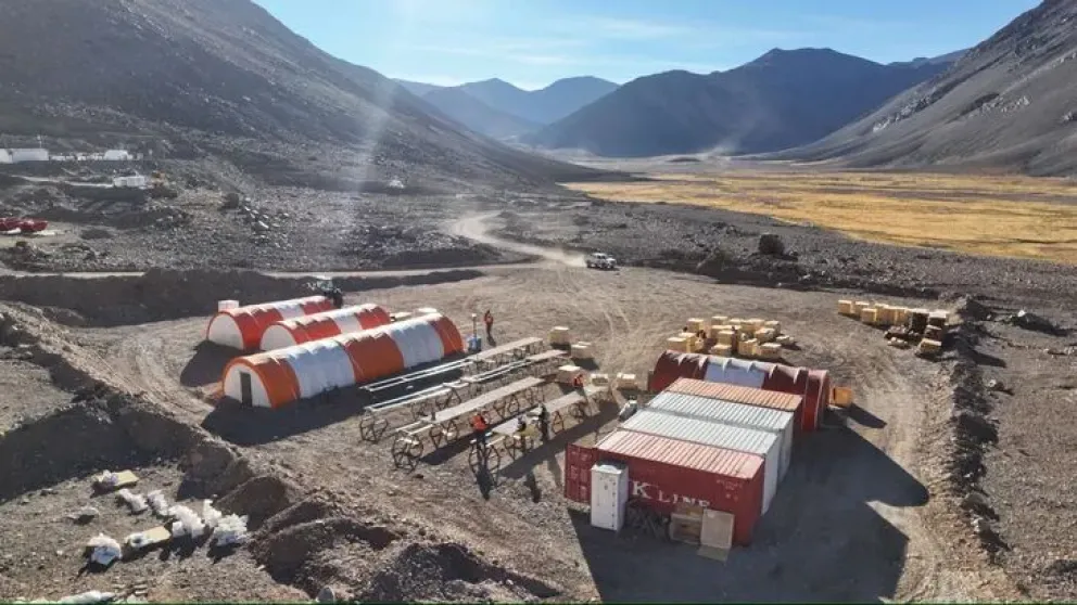 Descubren otro pórfido de cobre ubicado al este de Los Azules