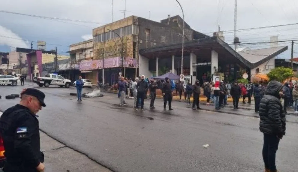 El gobierno de Misiones denunciará a los policías acuartelados