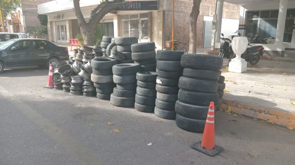 Cayó una banda que robaba neumáticos en Santa Lucía 