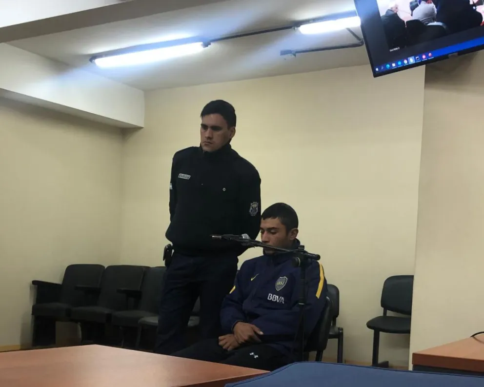Le pidió hacer una changa por internet y luego lo asaltó al llevarlo hasta su casa: un mes en el Penal