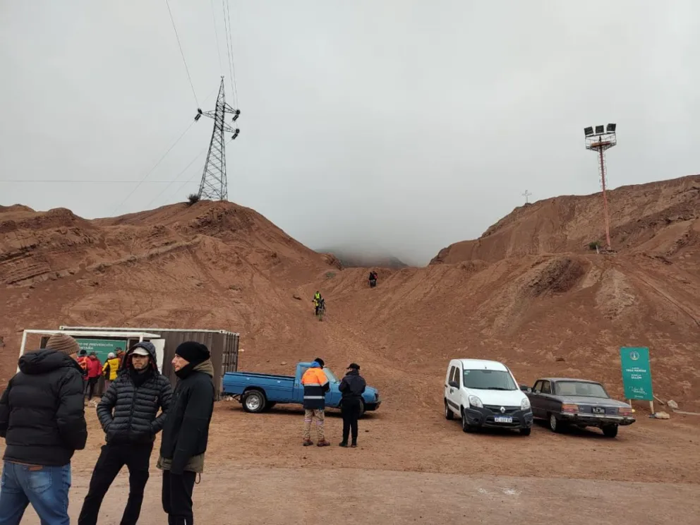 Medios nacionales se hicieron eco sobre la noticia de la joven alemana perdida en el cerro