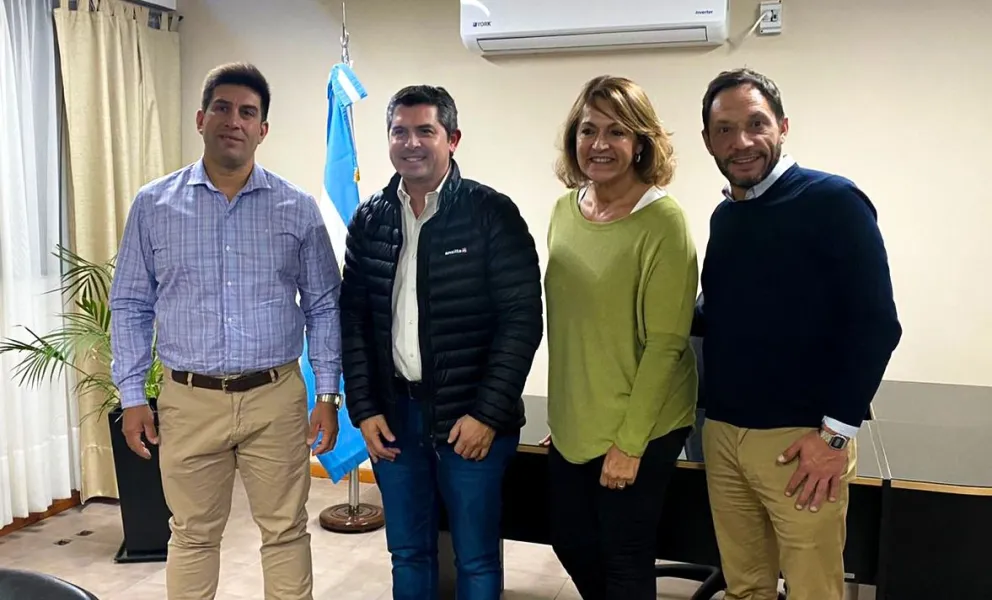 Insólito: Coalición Cívica avanzó para ser partido, pero su referente se alejó de la política