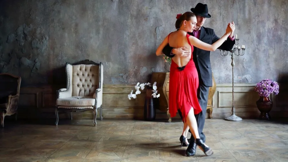 'Late un Corazón', el evento que enseña a bailar tango y llega al Conte Grand