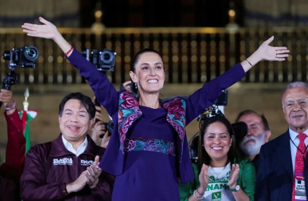Claudia Sheinbaum logró un amplio triunfo y es la primera mujer presidente en la historia de  México