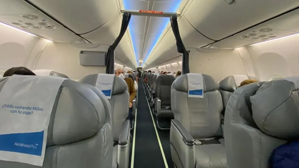 Controladores aéreos anunciaron 18 días de paro para reclamar aumentos salariales