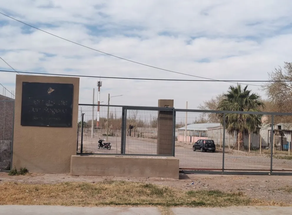 Desolador. El panorama en lo que debía ser un barrio ya construido y con sus familias habitándolo, denominado 'Tierras de Don Rogelio'.