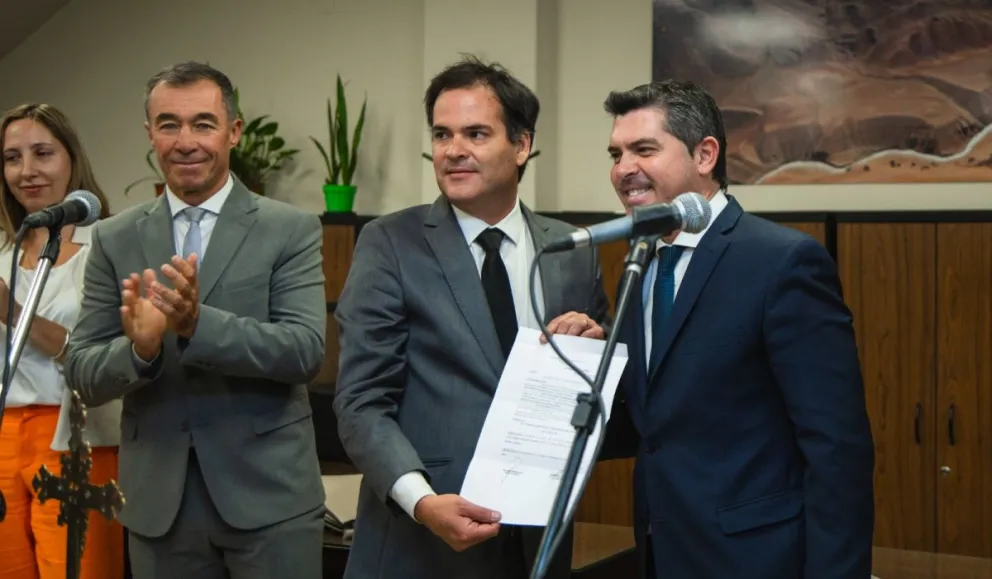 Sebastián Dávila es el actual fiscal de Estado Adjunto de la provincia. Está al frente de ese organismo y es uno de los anotados para cubrir el cargo superior.