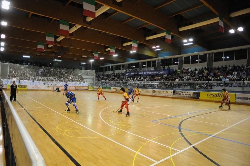 Coqueto. El estadio del Hockey Valdagno, que tiene una capacidad para 1.500 espectadores.