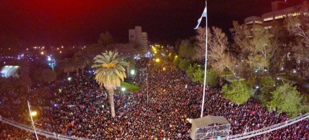 Multitudinario. Los festejos por el Día del Estudiante, en el 2015, en el Parque de Mayo.