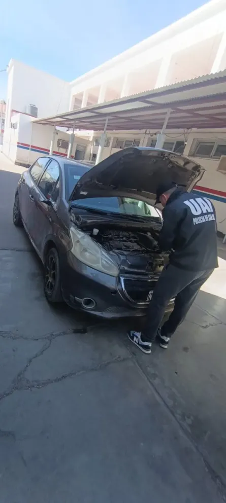 Secuestrado. El Peugeot 208 que conducía una mujer en Rawson y que tenía pedido de captura desde Buenos Aires.