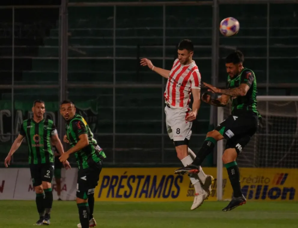 Tablas. El año pasado, se toparon los Santos en Concepción y hubo igualdad sin tantos.