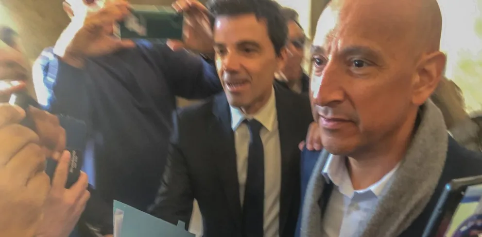 Federico Saavedra, el médico personal de la ex primera dama, Fabiola Yañez, confirmó que atendió sus lesiones.  Foto: Clarín