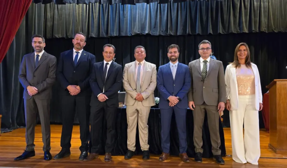 Incorporaciones. El miércoles, en una primera tanda, asumieron los fiscales Nicolía, Ghilardi, Gómez, Villalba, Alvo, Yanardi y Carena. Luego, prestaron juramento otros cinco. El jefe del Ministerio Público ya los ubicó en las distintas Unidades.