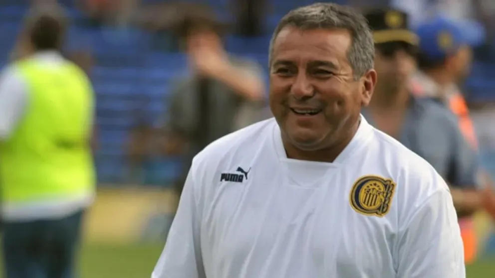 Omar Palma, emblema del fútbol de Rosario Central y figura destacada en la historia del club, ha fallecido a los 66 años.