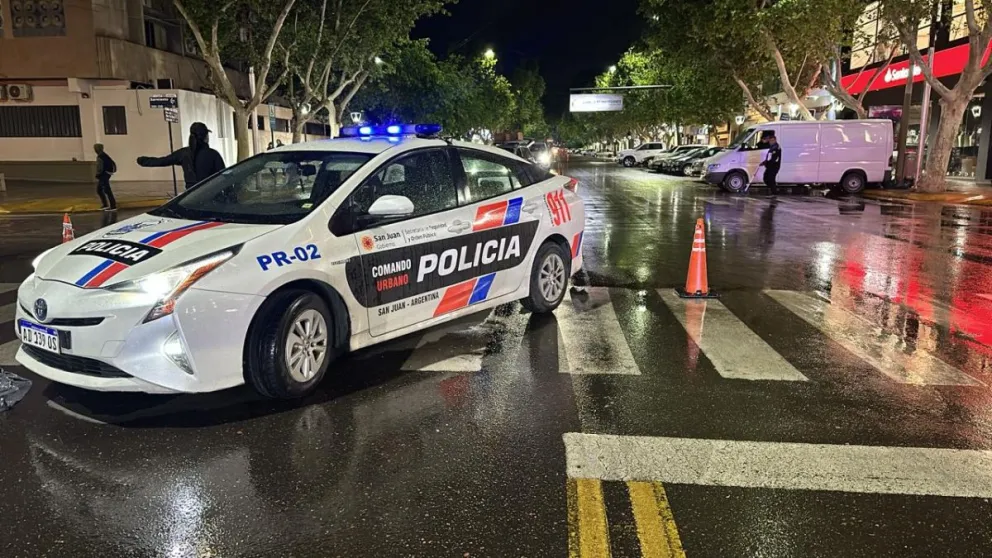 Un anciano fue embestido por un patrullero en pleno centro