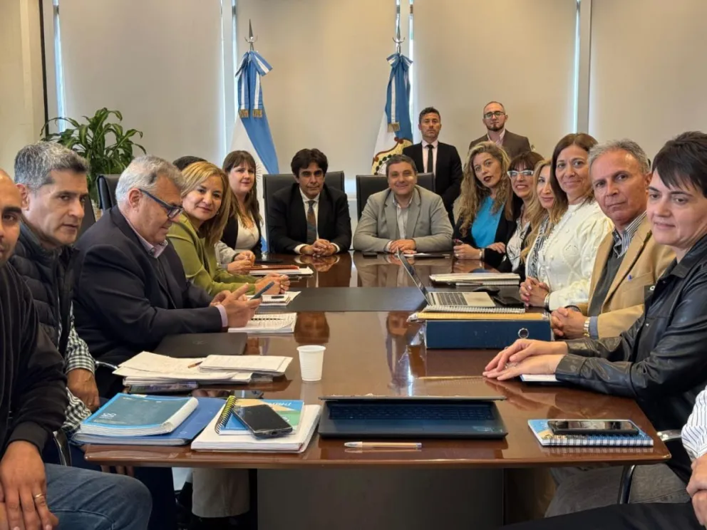 Los gremios y Gobierno en paritarias