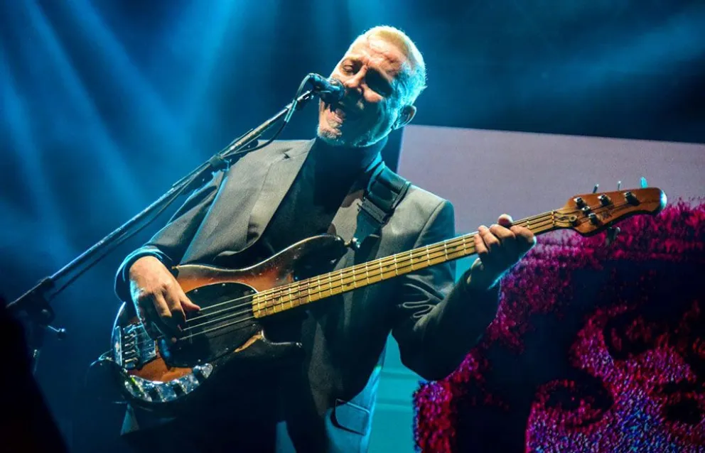 Cancelado. El show que tenía previsto brindar el sábado, en el Teatro Sarmiento, Pedro Aznar, no se hará por motivos económicos.