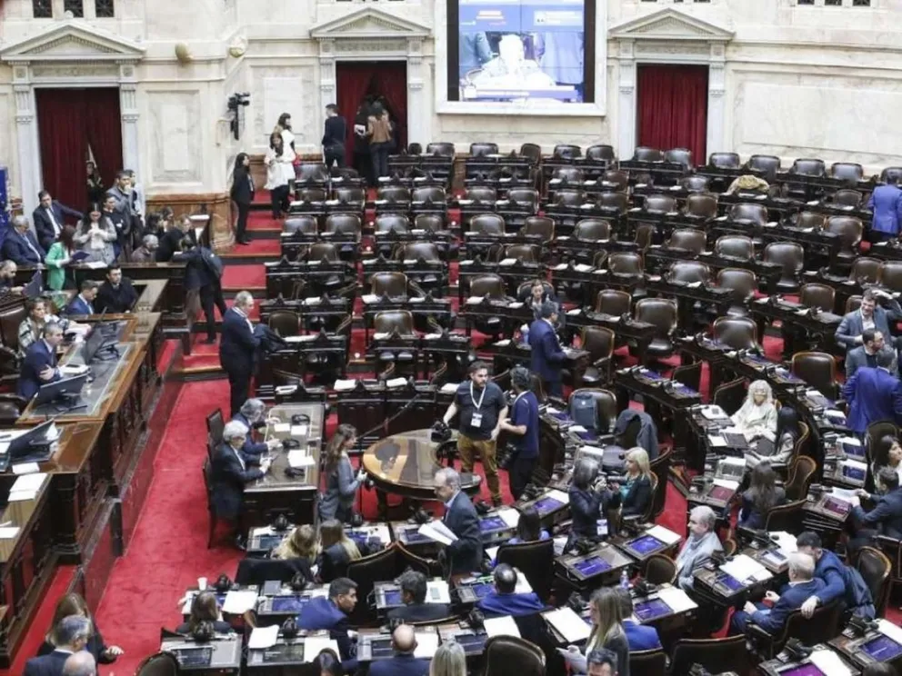 El nuevo proyecto de presupuesto del Gobierno, que elimina asignaciones específicas, desencadena una crisis financiera en las provincias.