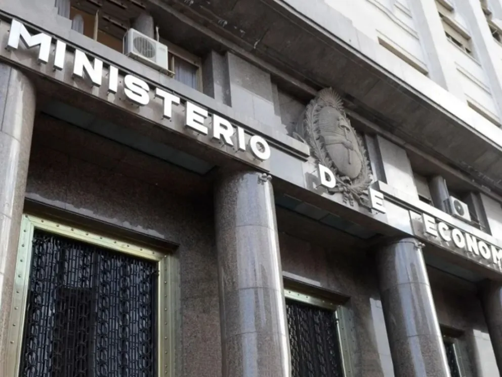 En septiembre, el Gobierno logró un superávit fiscal de $466.631 millones.