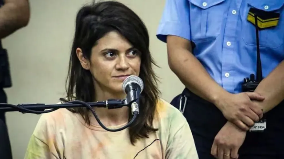 Prorrogaron la prisión preventiva para la investigadora del CONICET acusada del crimen del profesor en Las Chacritas