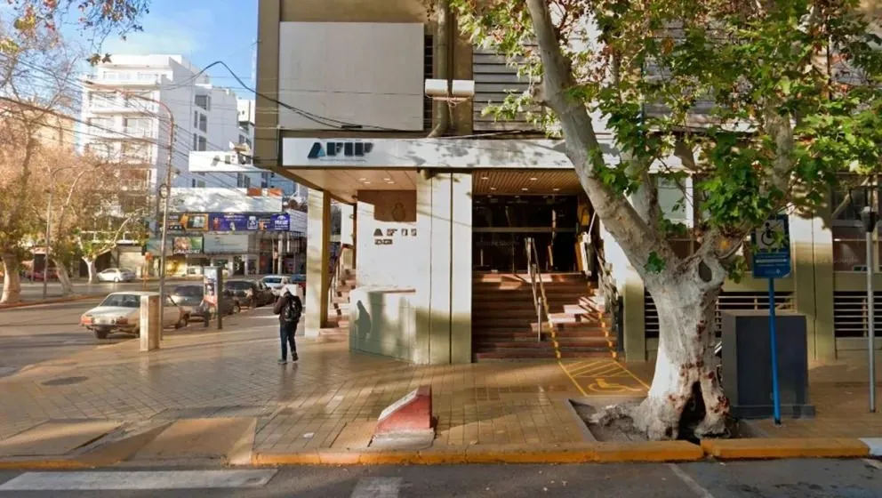 Los empleados sanjuaninos se suman al apagón informático y no harán trámites durante dos horas. 