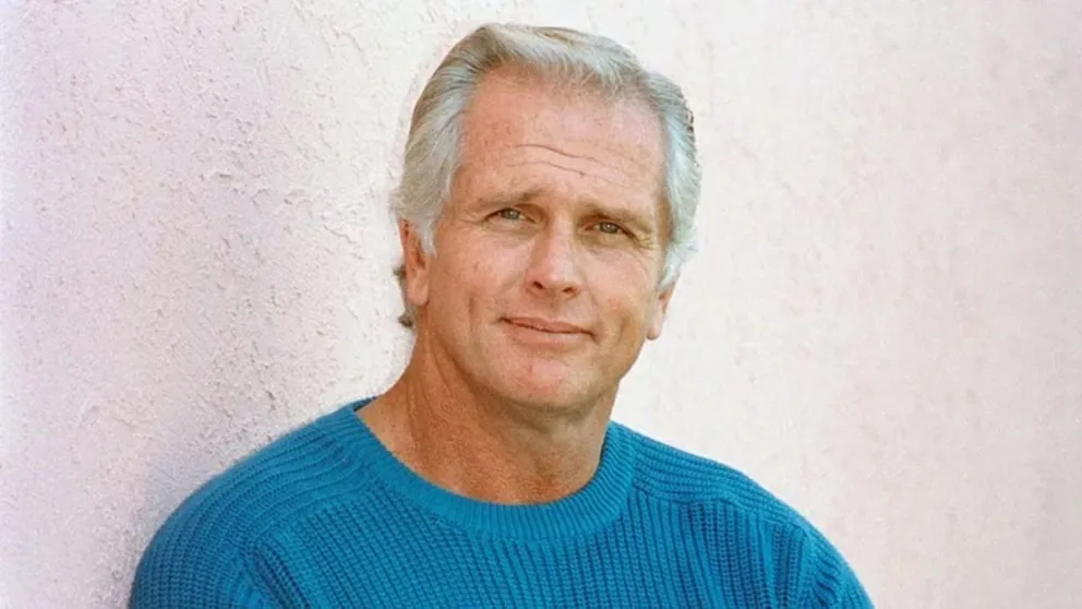 Murió Ron Ely, el actor que dio vida a “Tarzán” en la recordada serie de los años 60