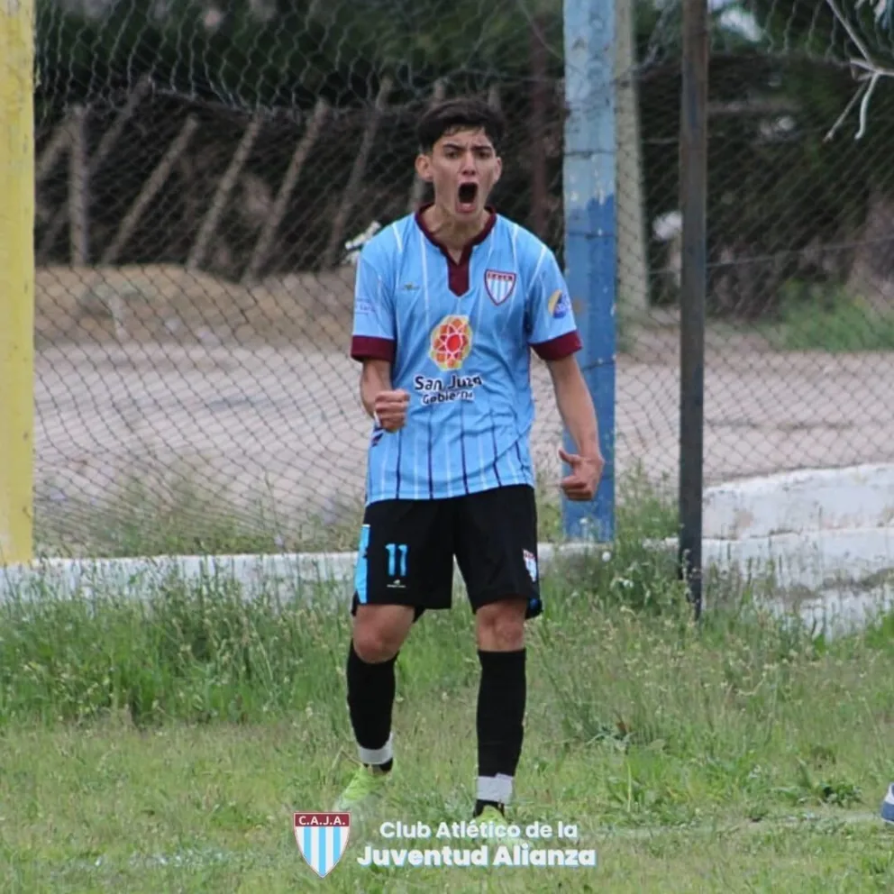 El jugador de Alianza, que fue brutalmente agredido, le dieron el alta 