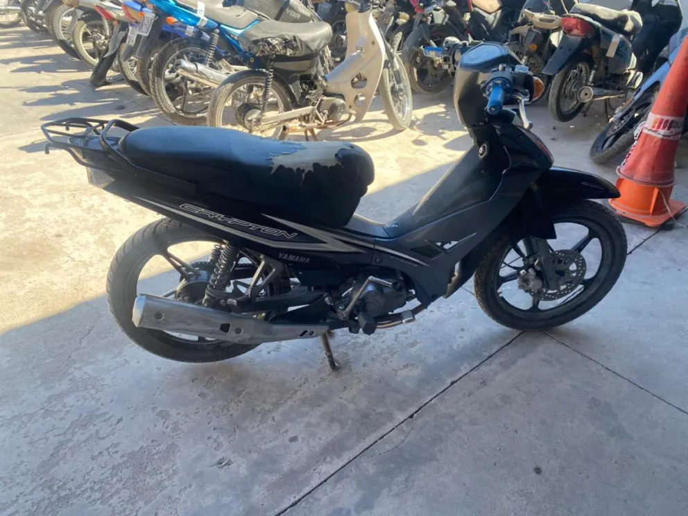 La policía recuperó otras 8 motos que eran usadas por la banda de arrebatadores detenida ayer.